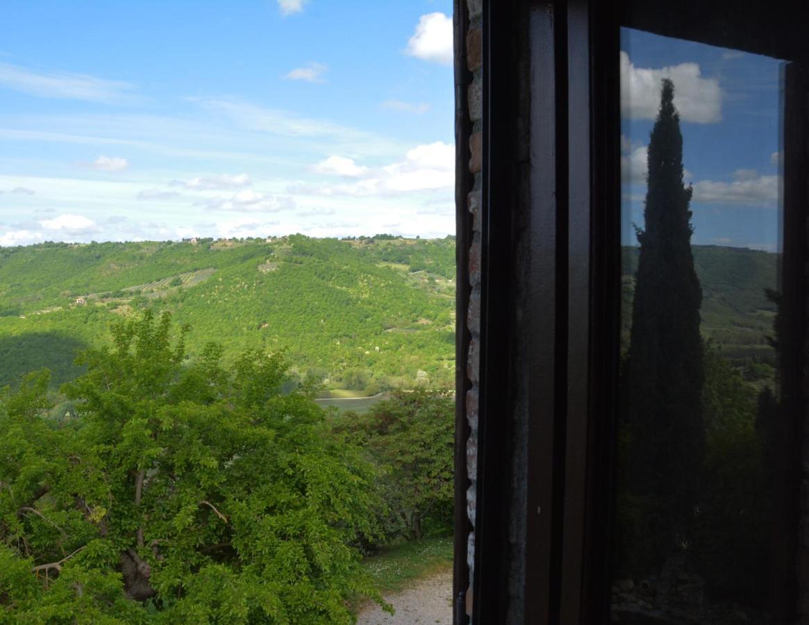 Гостевой дом Il Poggiolo Di Parrano Экстерьер фото
